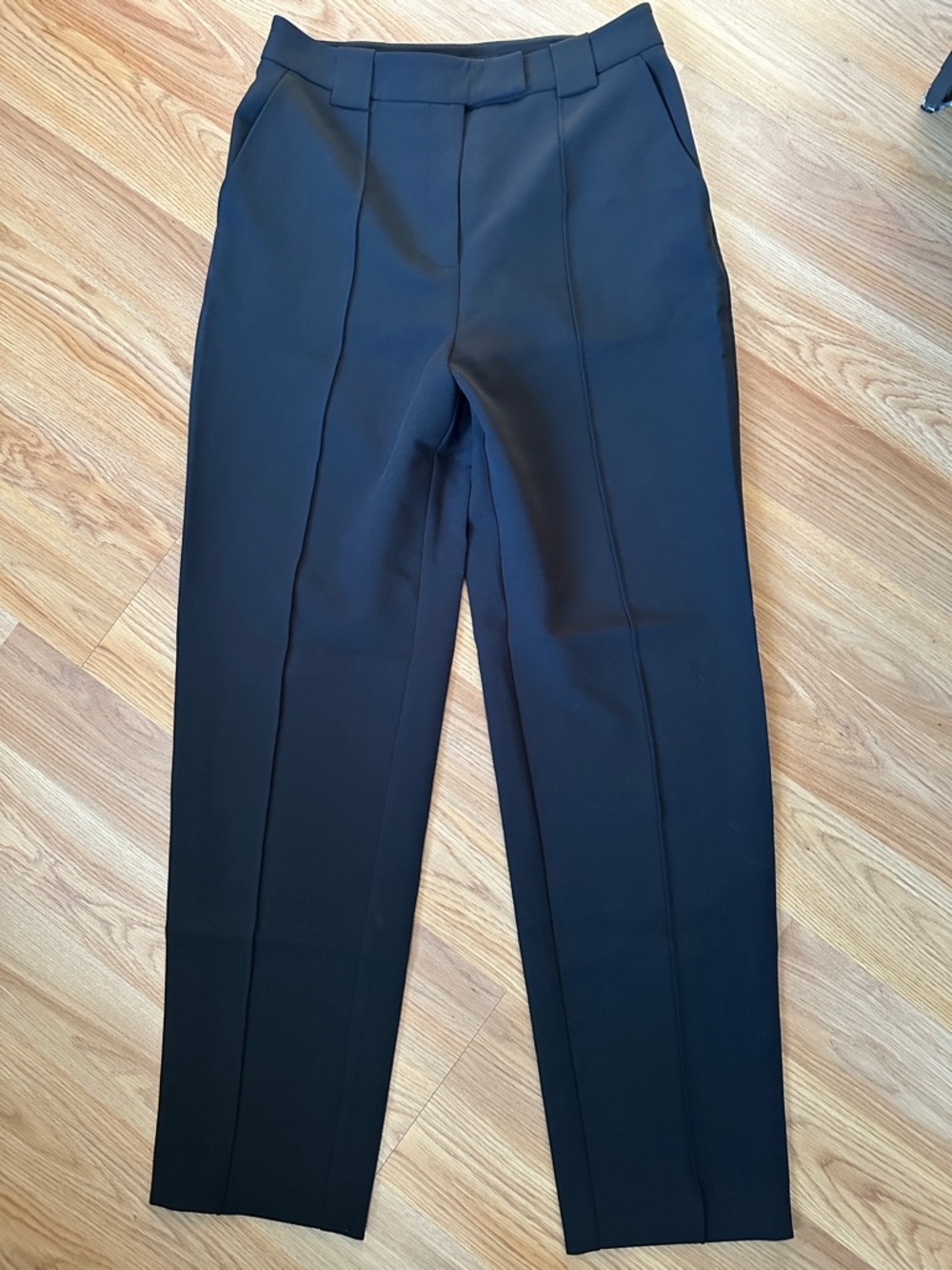 French Connection Women’s Black Tapered Dress Pants Size 6